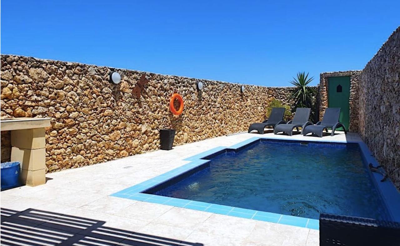 Petra Farmhouse B&B Nadur Exterior photo