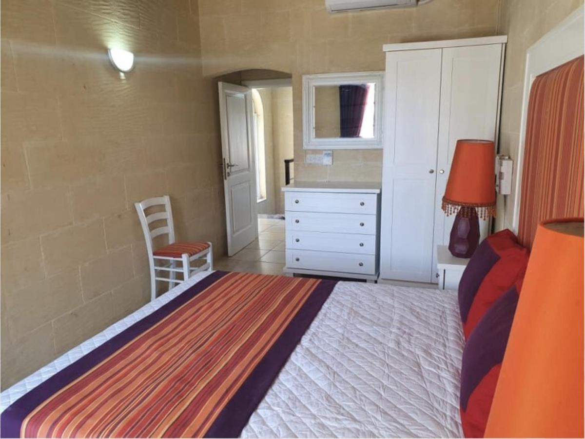 Petra Farmhouse B&B Nadur Exterior photo