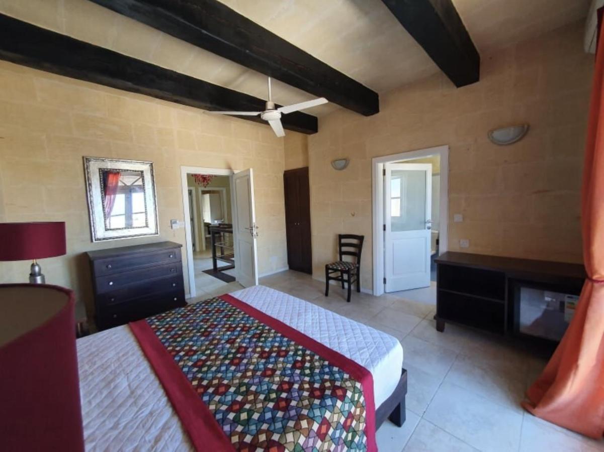 Petra Farmhouse B&B Nadur Exterior photo